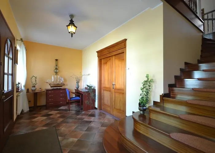 Pensionat Dworek Morski 3*